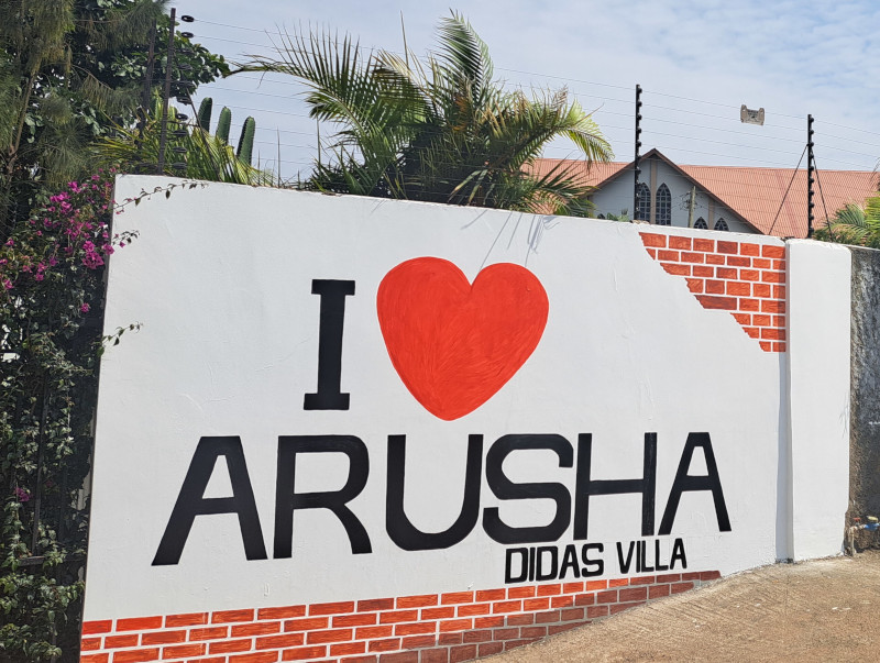 The wall outside the Didas Villa reading I Heart Arusha.